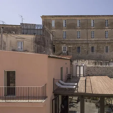Alojamento de Acomodação e Pequeno-almoço Giardino Sul Duomo Ragusa
